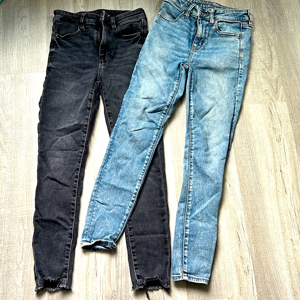 American eagle skinny jeans two pair